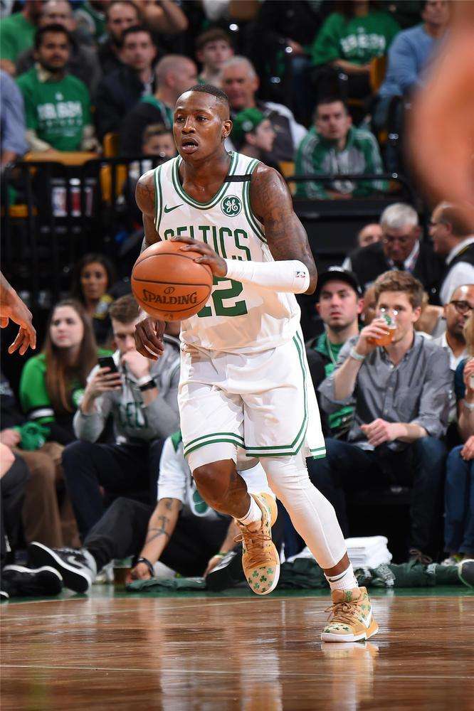 一个瞬间都 一个瞬间都